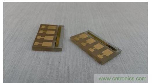 利用蝦殼成功開發出小型試驗太陽能電池，證明了利用天然存在的物質可制造出有機太陽能板的概念